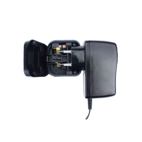 Showtec Schuko to UK power supply 240V, 3A, 50HZ