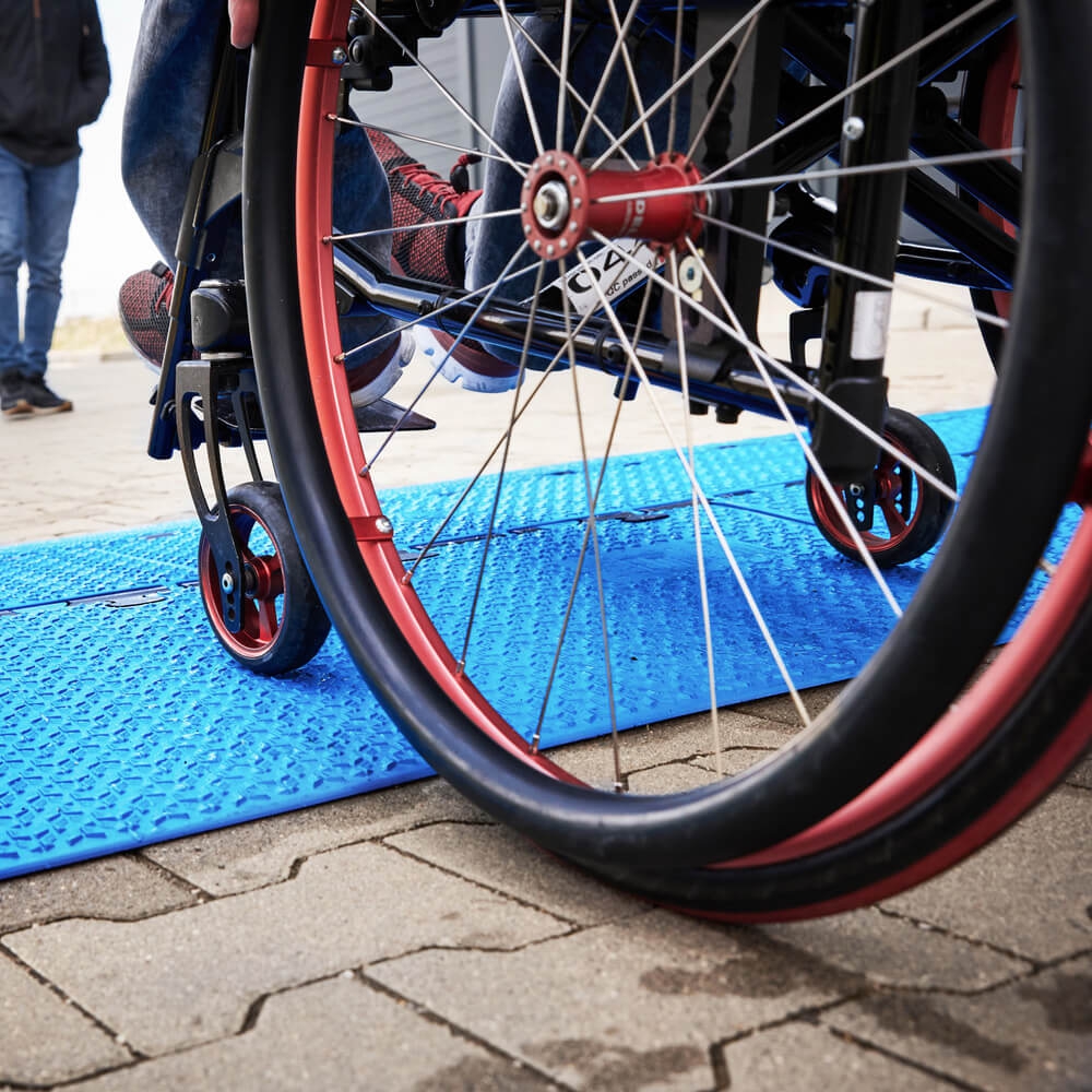 Defender Midi 5 2D Blu Modulsystem Rollstuhlrampe