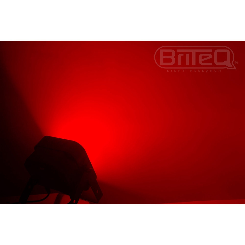 Briteq COB SLIM 100-RGB, 100 Watt 15/70 Grad