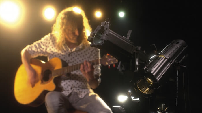 Showtec Performer Profile Mini 3200K